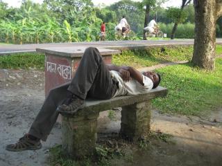ক্লান্ত ভিষণ, বিশ্রাম চাই